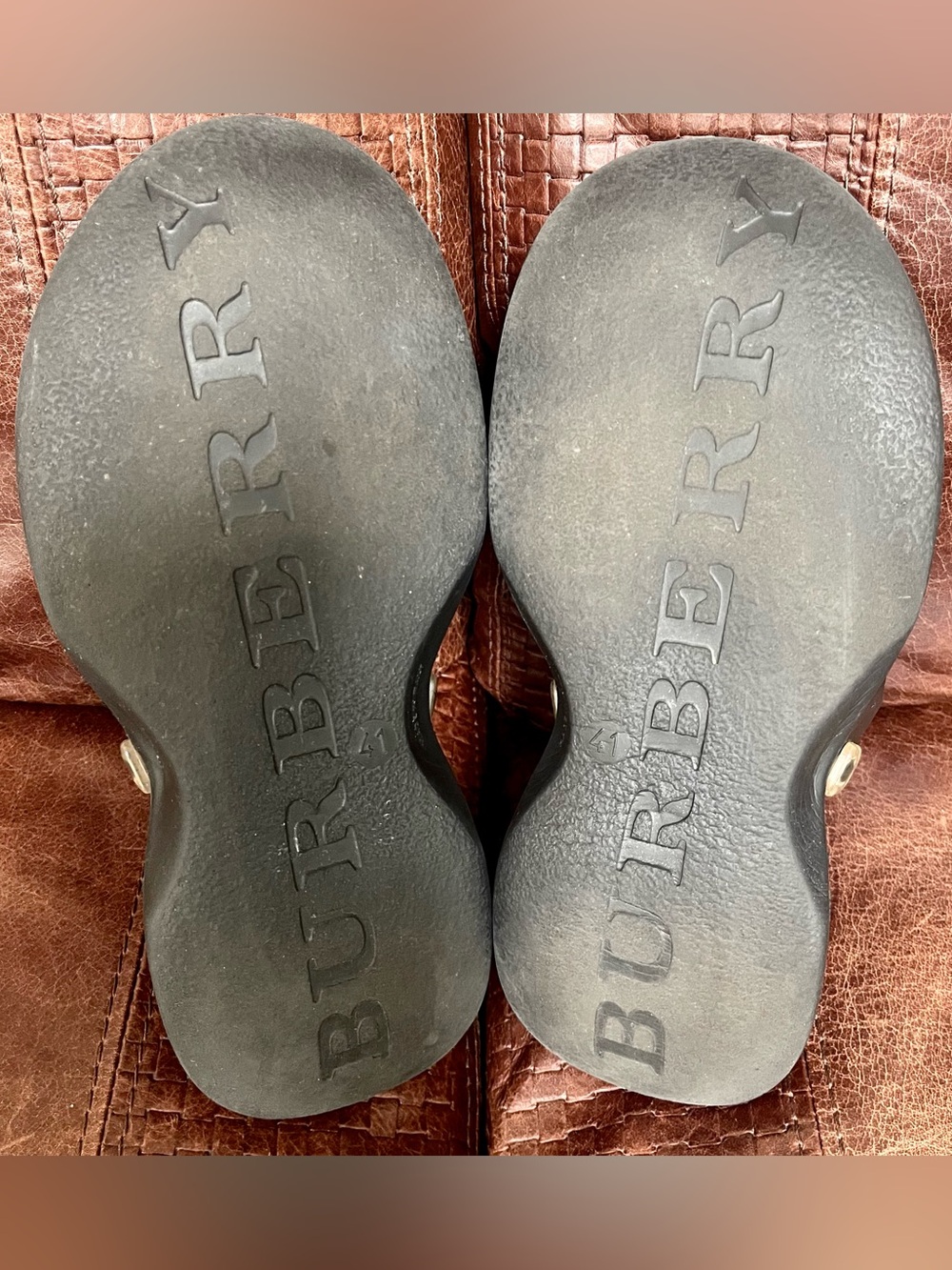Burberry Iconic Check Pattern Pool Slide Sandals - Picture 10 of 16
